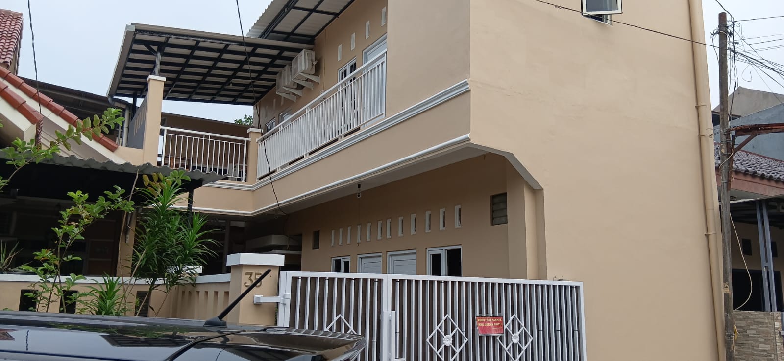 Hero Exterior